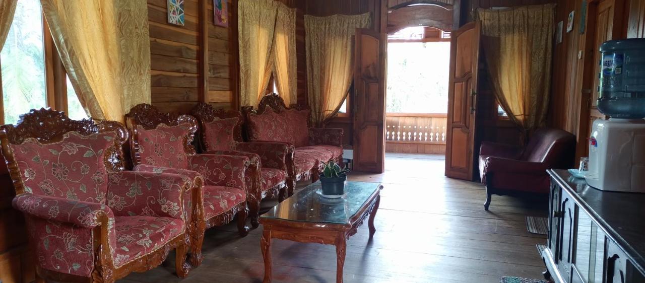 Talaga Tomohon Home Stay And Fishing Pond Екстериор снимка