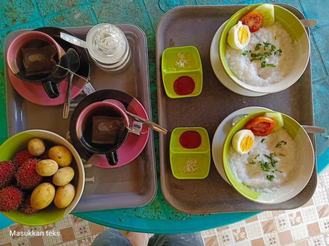 Talaga Tomohon Home Stay And Fishing Pond Екстериор снимка